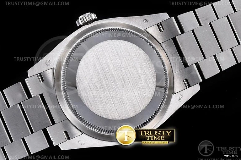 0910 ModernLook RDD0224B – DayDate 36mm 747